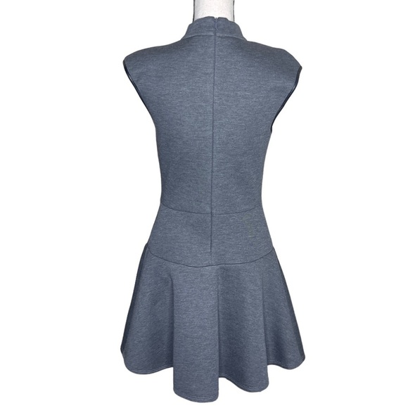 ABS Collection Gray Drop Waist Ruffle Hem Sleeveless Dress Women's Medium NWT - Picture 2 of 10